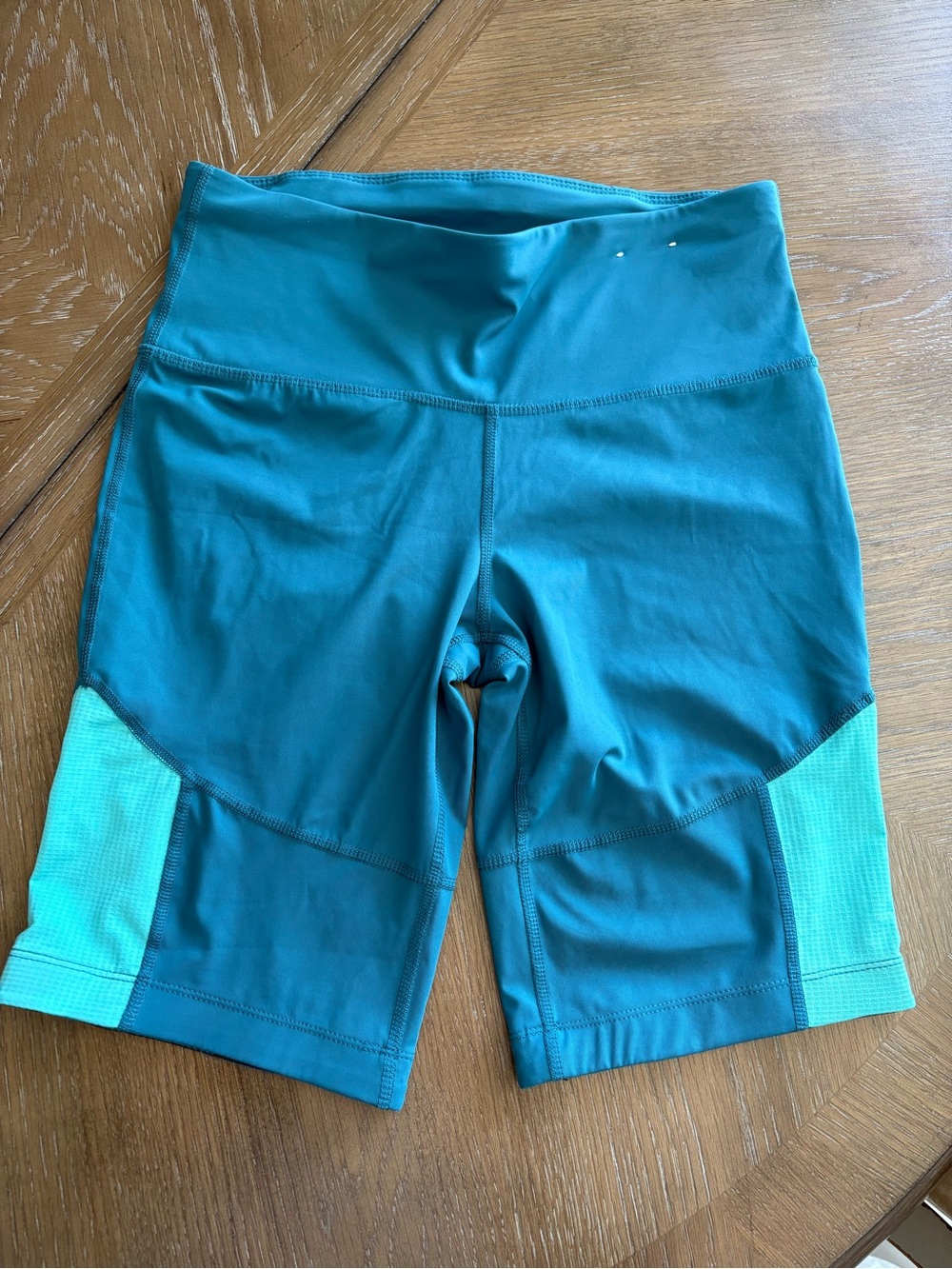 Xersion Teal High-Rise Bike Shorts with Mint Panels - Picture 2 of 4